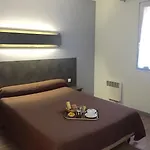 Marjolaine Hotel 2*