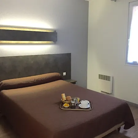 Marjolaine Hotel 2*