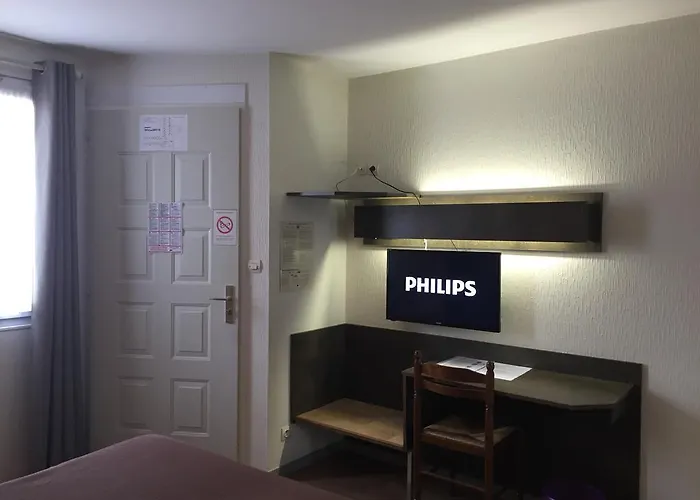 Отель Marjolaine 2*